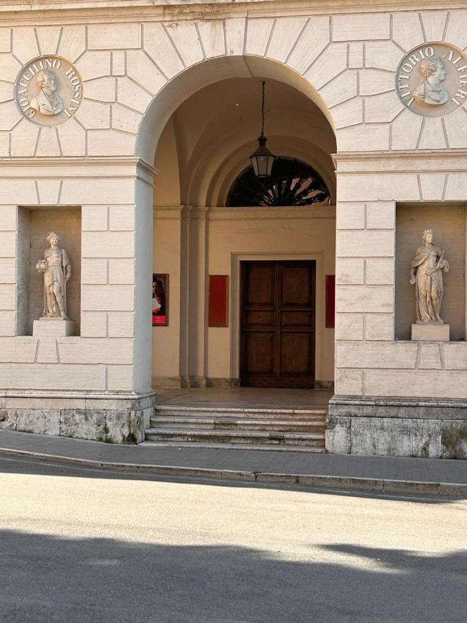 Vicoli E Arte Spoleto Lägenhet Exteriör bild