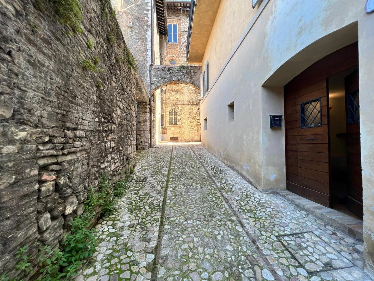 Vicoli E Arte Spoleto Lägenhet Exteriör bild