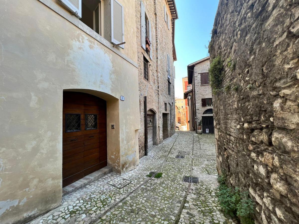Vicoli E Arte Spoleto Lägenhet Exteriör bild